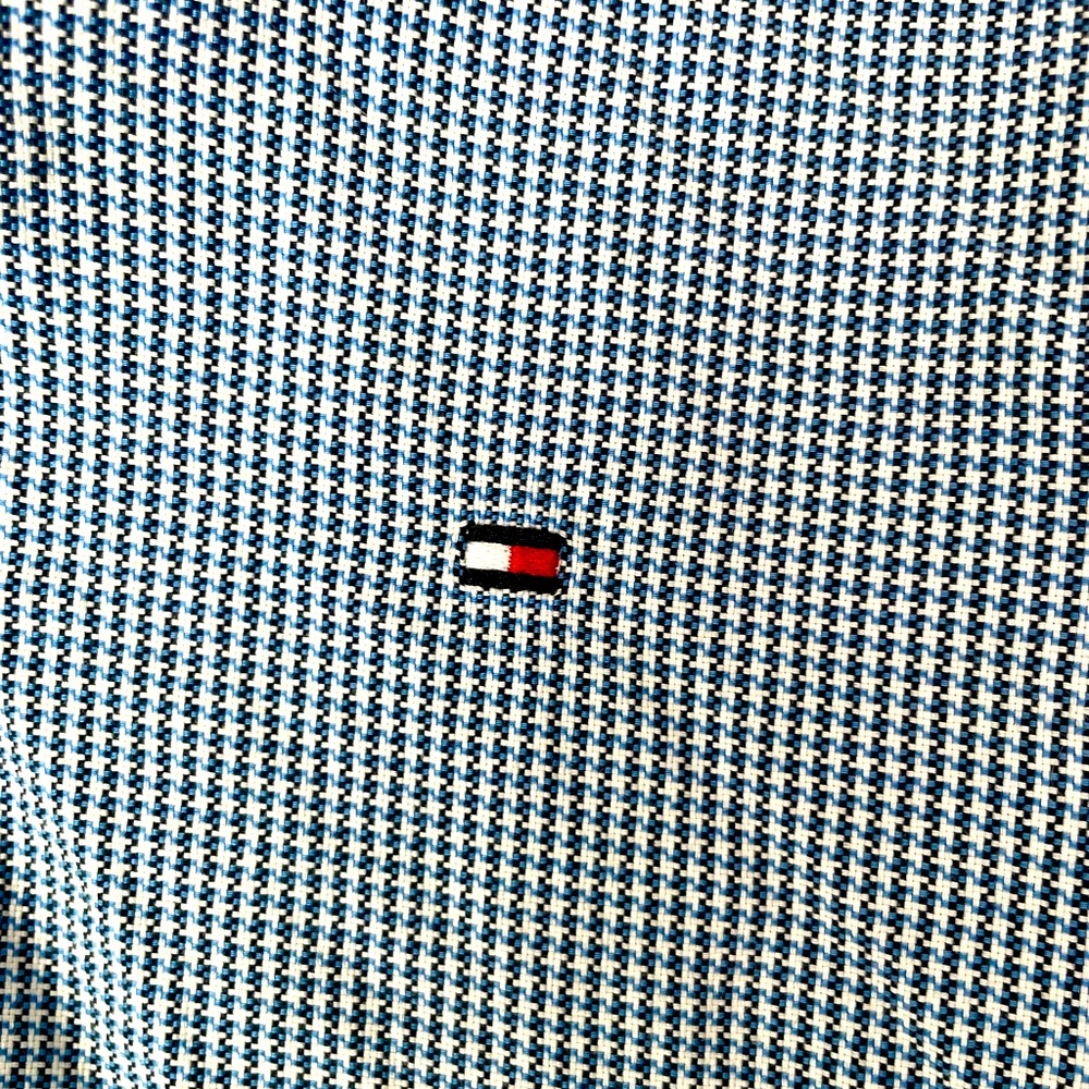 Tommy Hilfiger Blue Herringbone Button Up Shirt Mens Medium NWT - Picture 5 of 12